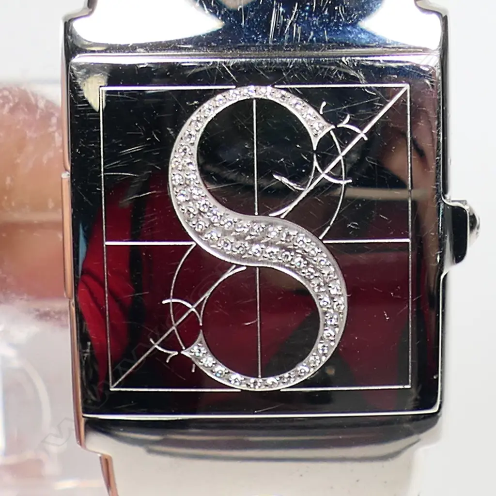 A gent's unique Swiss Corum prototype wristwatch, Image 1++