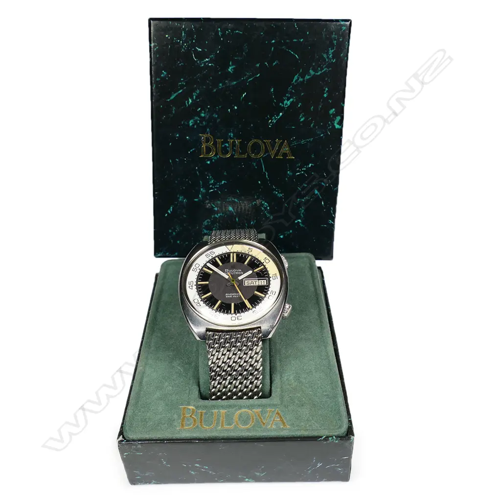 A gent's Bulova dive watch 666, Image 1++