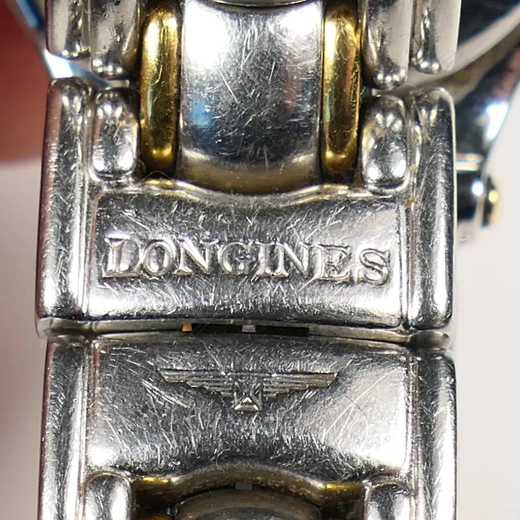 A Longines ladies Golden Wing wristwatch, Image 1++