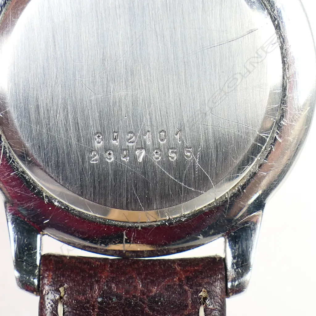 A gent's rare Swiss Universal Geneve wristwatch, Image 1++