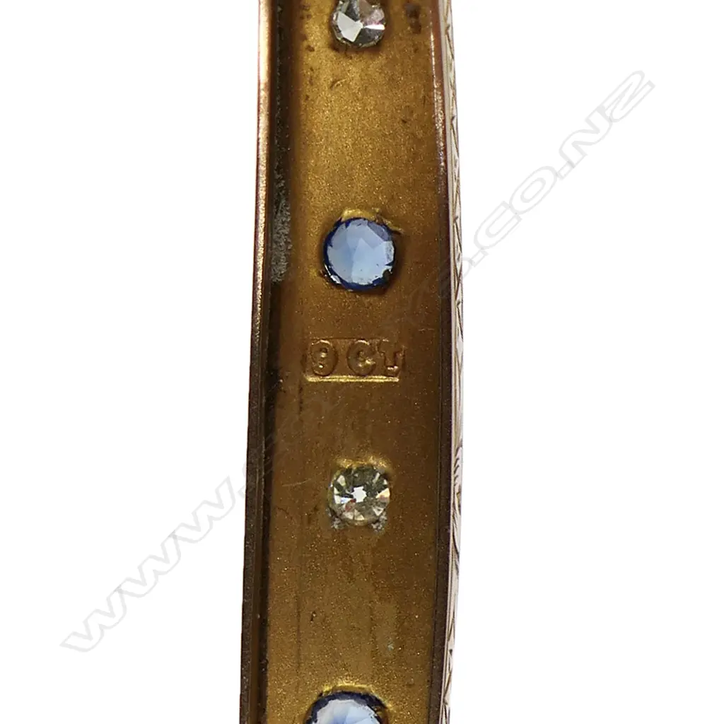 An Edwardian 9ct rose gold hinged bangle, Image 1++