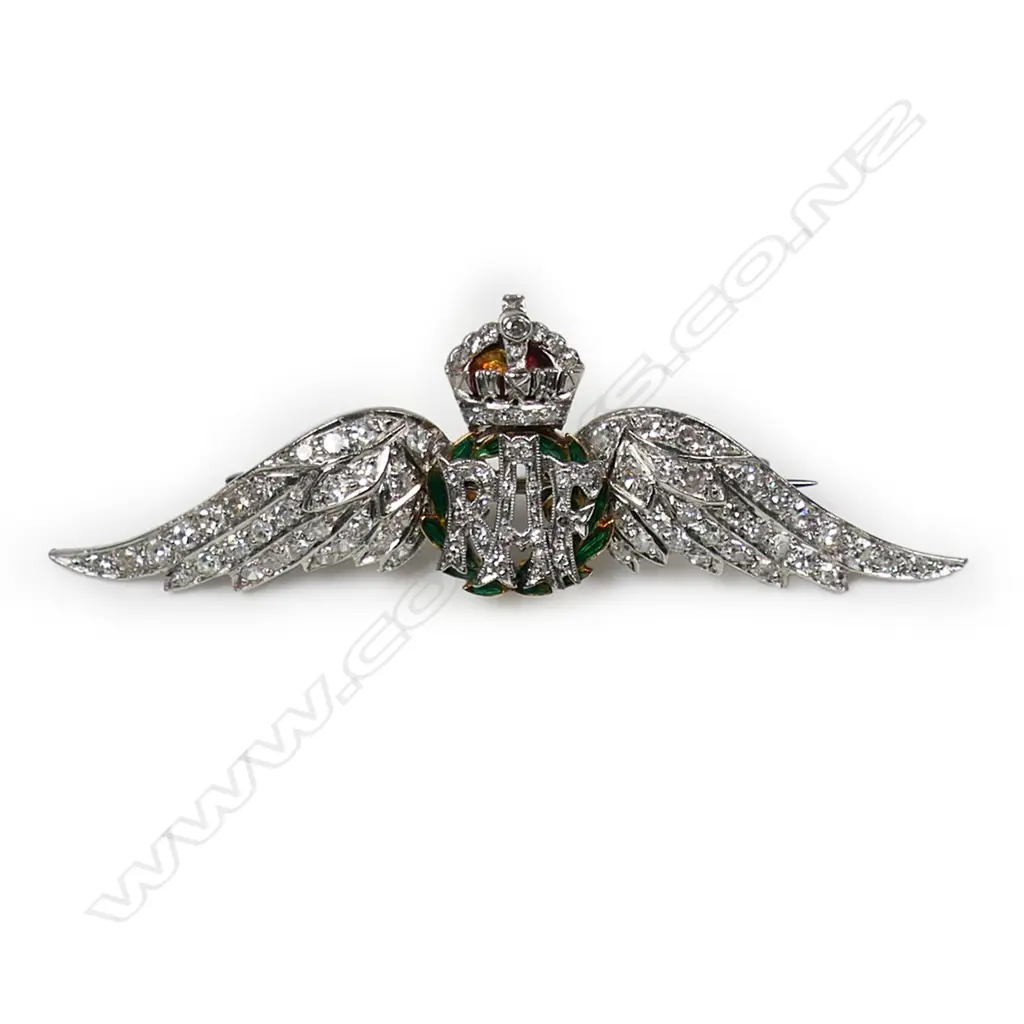 An 18ct white gold and diamond R.A.F. sweetheart brooch, Image 1++