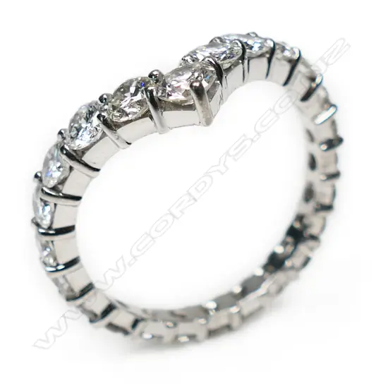 An 18ct white gold and diamond ring,