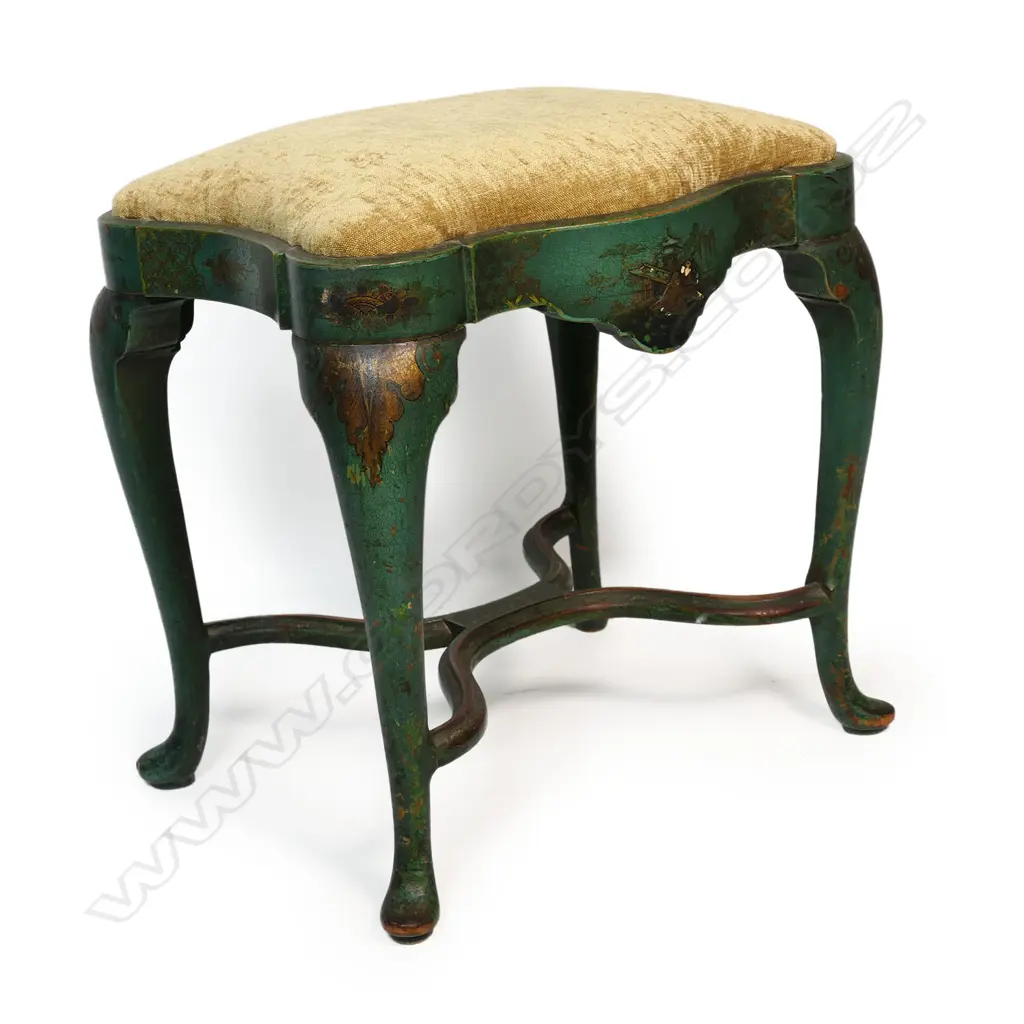 A 19thC Queen Anne style chinoiserie stool, Image 1++