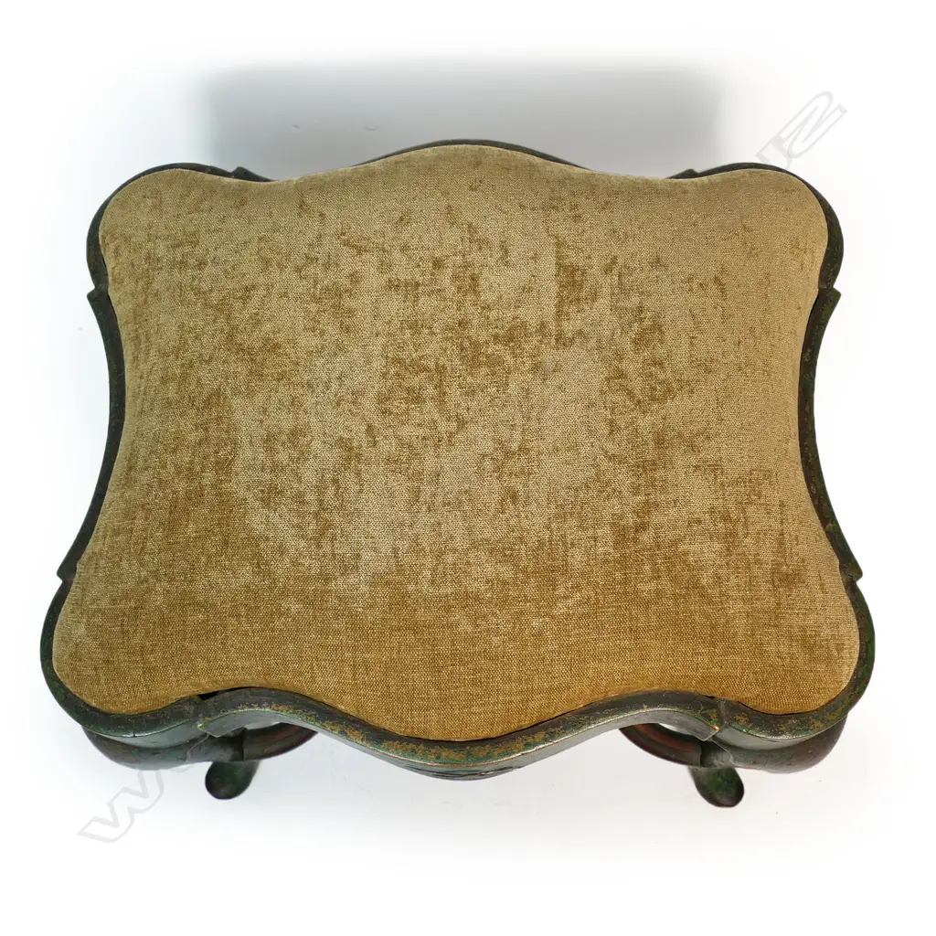 A 19thC Queen Anne style chinoiserie stool, Image 1++