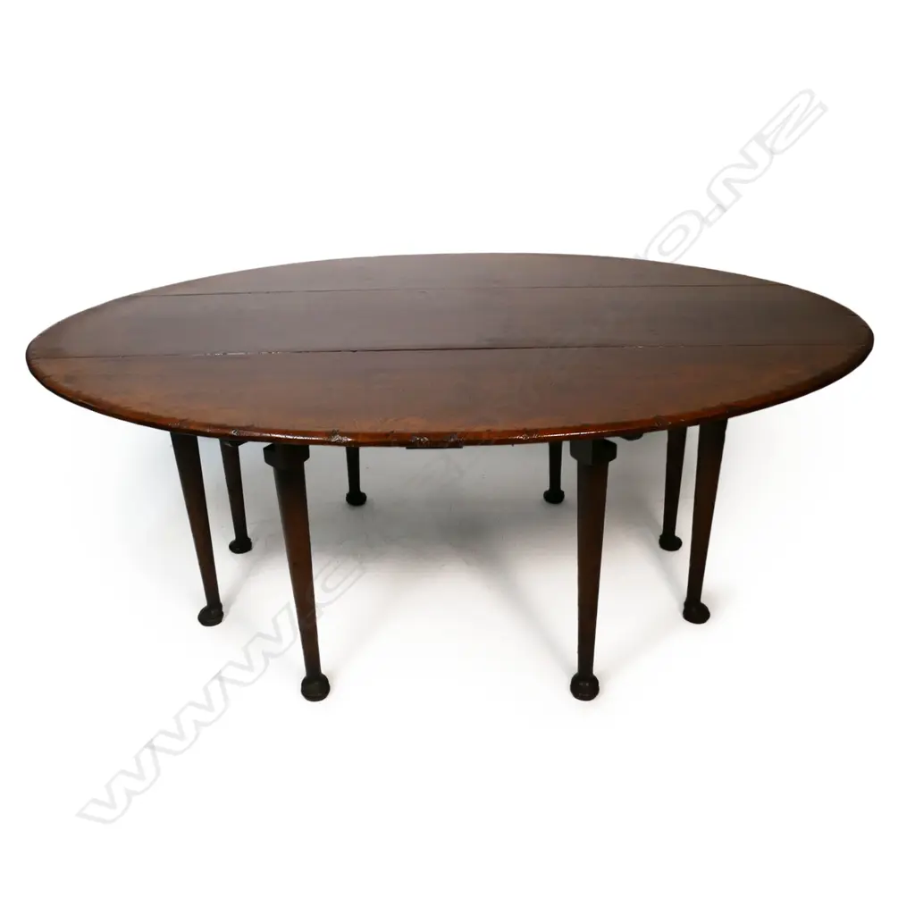 An 18thC style oak 'Irish wake' table, Image 1++