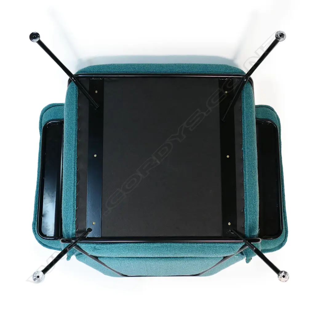 Tim Webber contemporary New Zealand design armchair, Image 1++