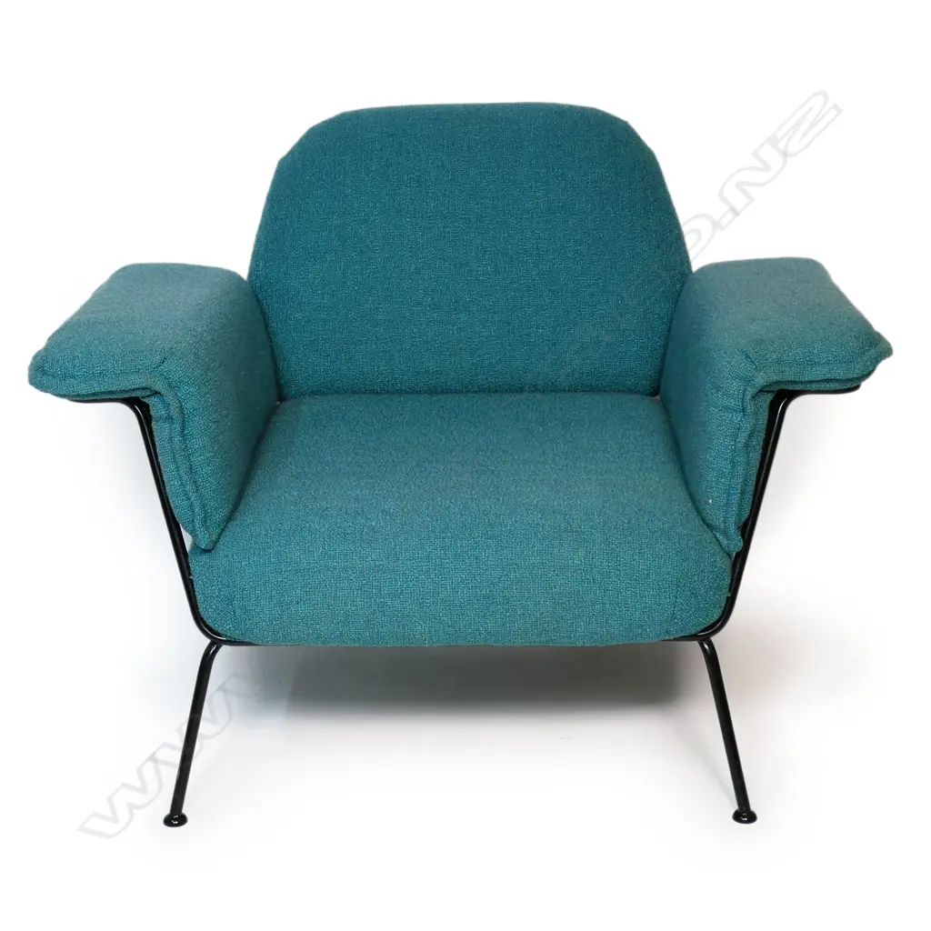 Tim Webber contemporary New Zealand design armchair, Image 1++