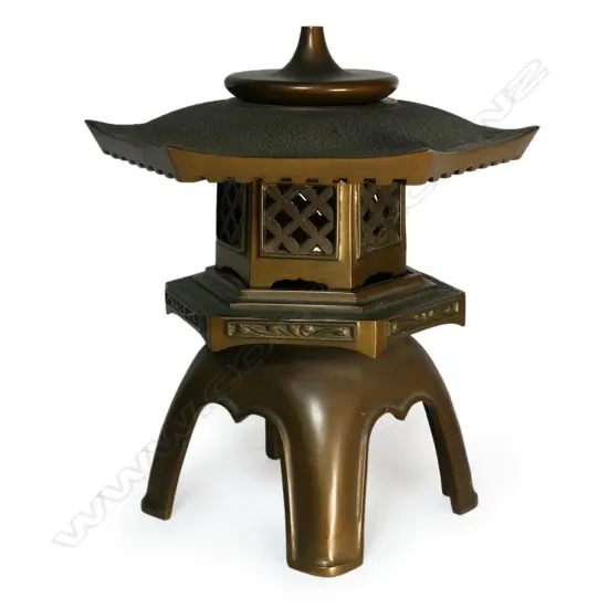 Large oriental heavy bronze temple lamp,