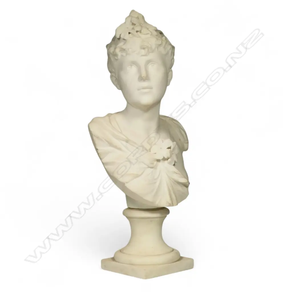 An early 1900s alabaster bust, Image 1++