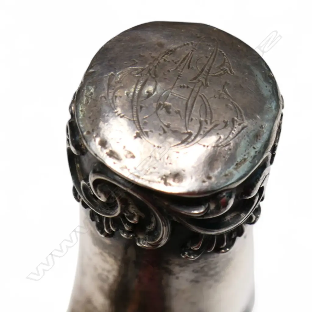 A late Victorian silver topped hardwood walking stick, Image 1++