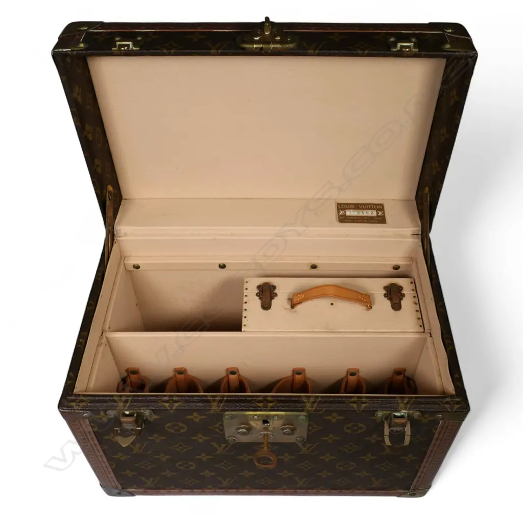 A vintage Louis Vuitton train/pharmacy trunk, Image 1++