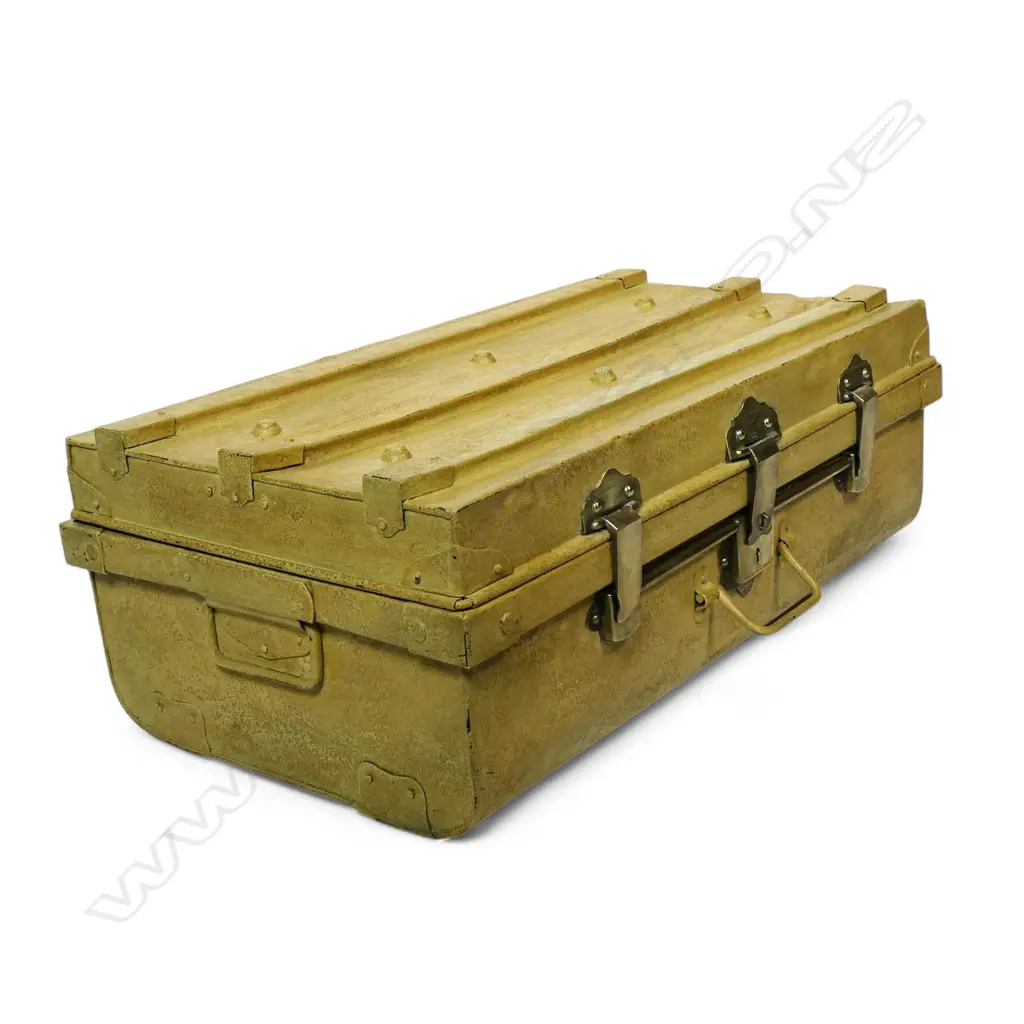 A ‘Star Of India’ tin trunk, Image 1++