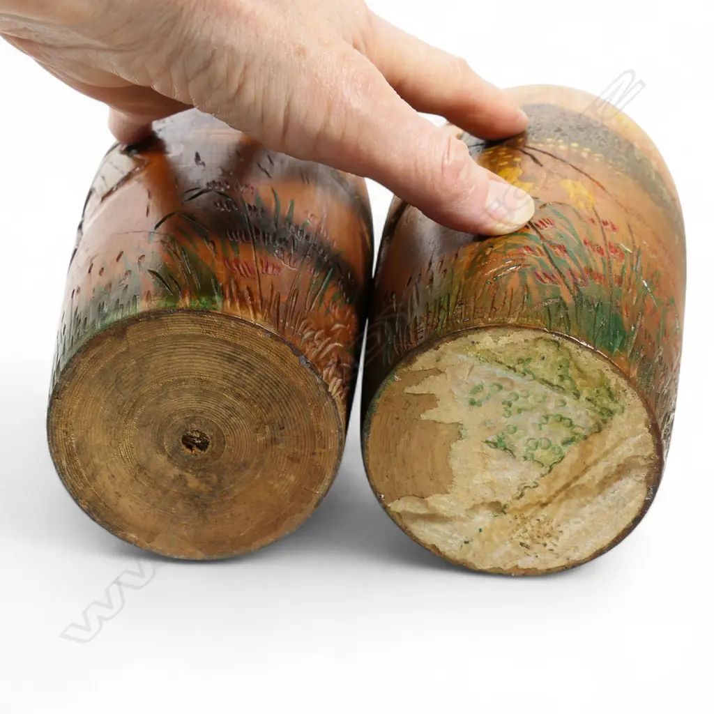 A pair of Jane Brenkley (1882-1973) tui decorated vases Image 1++