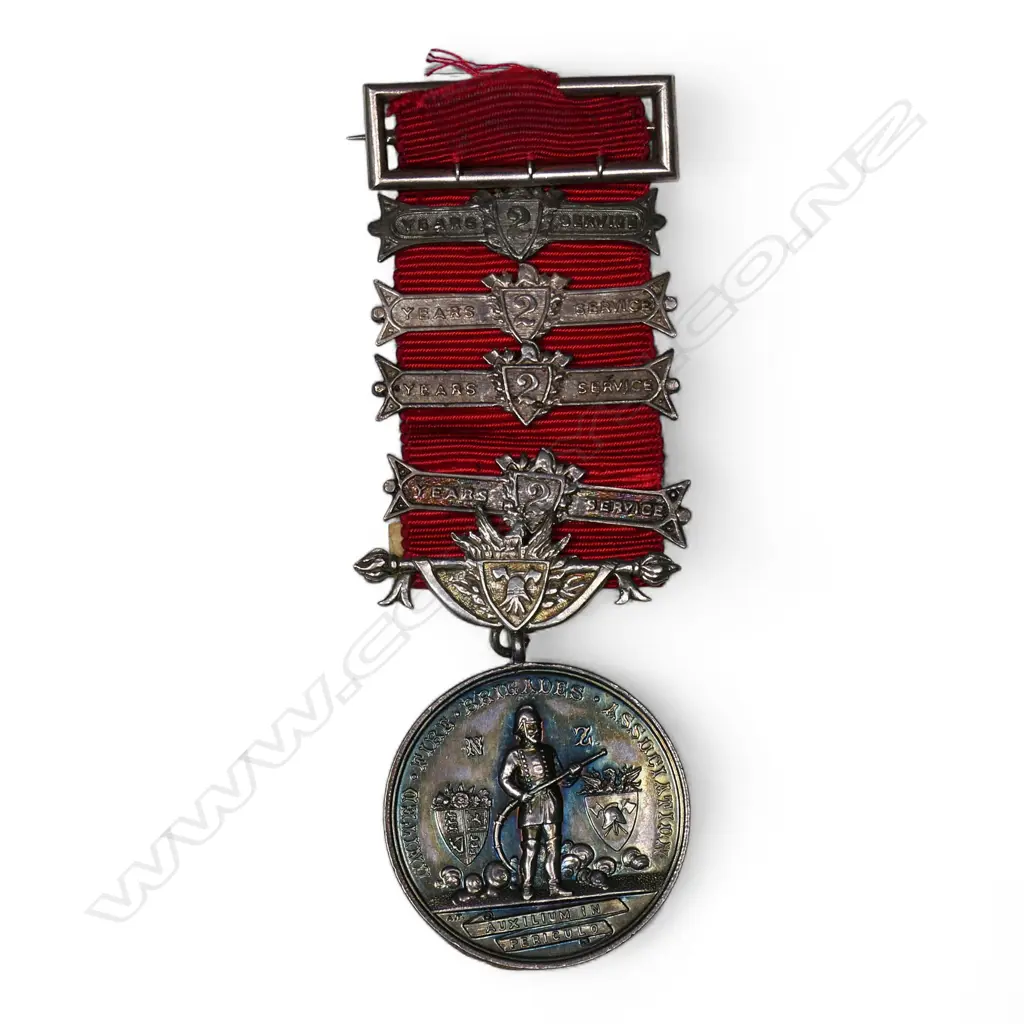 Anton Teutenberg UFBA medal to Secretary T.W. Thompson (Hamilton), Image 1++