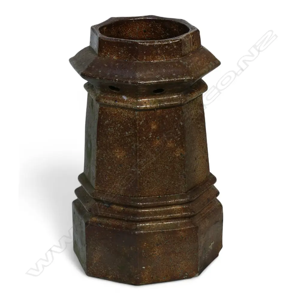 An 'Astin & Kirk Ch.' colonial salt glazed chimney pot, Image 1++