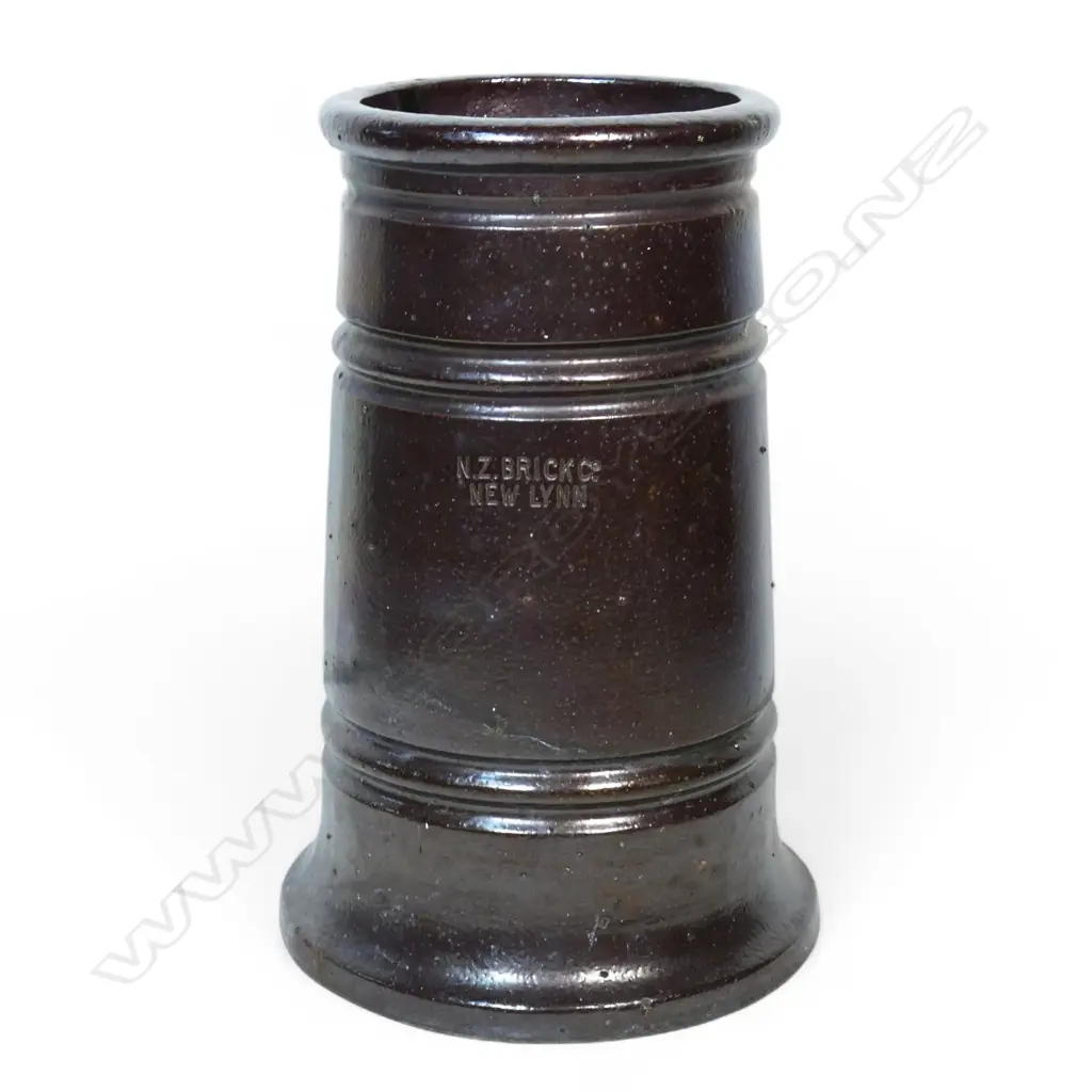 A 'NZ Brick Co. New Lynn' colonial salt glaze chimney pot, Image 1++