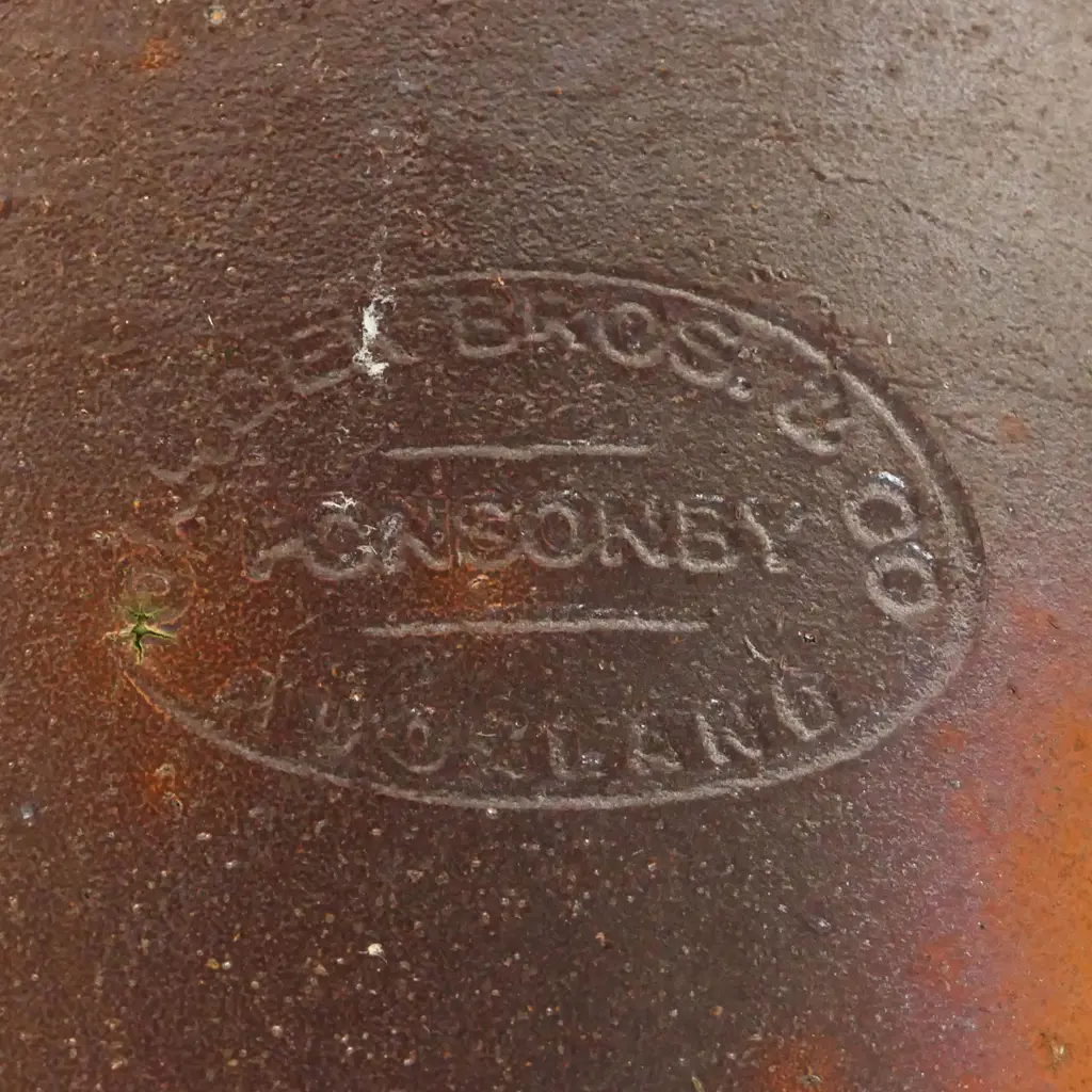 A 'Carder Bros. & Co. Ponsonby Auckland' NZ colonial salt glazed 'rook' chimney pot, Image 1++