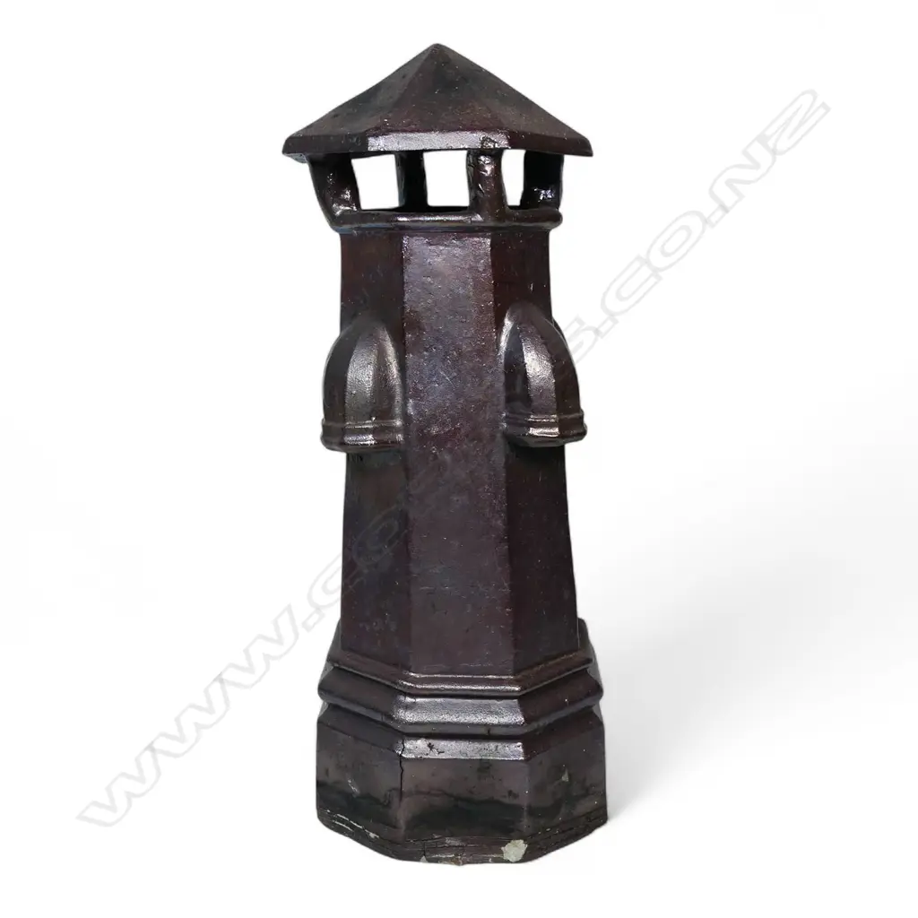A NZ colonial tall dark salt glaze chimney pot, Image 1++