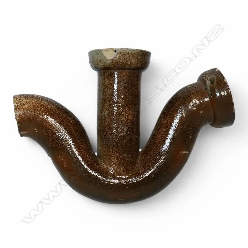 An 'R.O. Clark Jnr Hobsonville Pottery Auckland uncommon pipe section, Image 1++