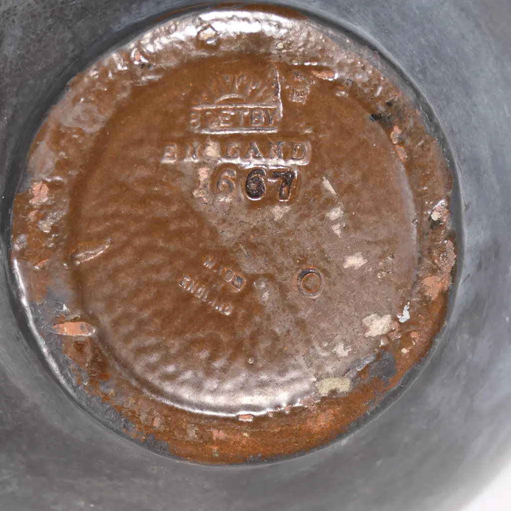 Bretby Pottery Art Nouveau decorated vase, Image 1++