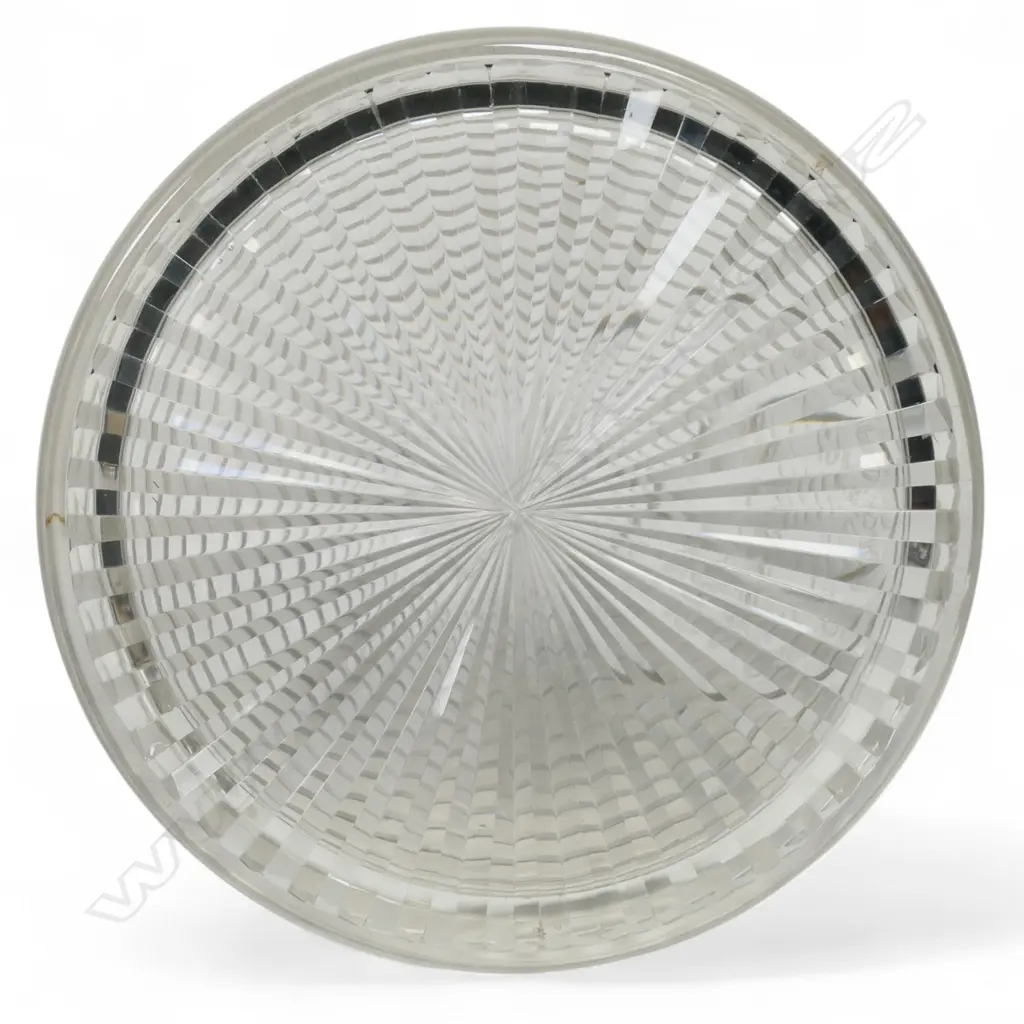 A crystal ship's decanter, Image 1++