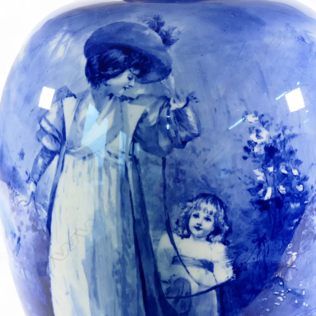 A large Royal Doulton 'Blue Children' vase, Image 1++