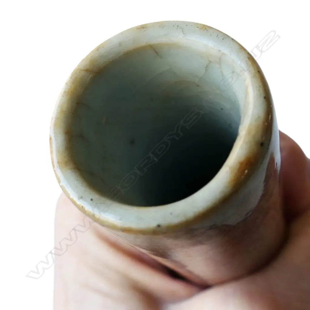 An old Chinese sang de boeuf glazed bottle vase, Image 1++