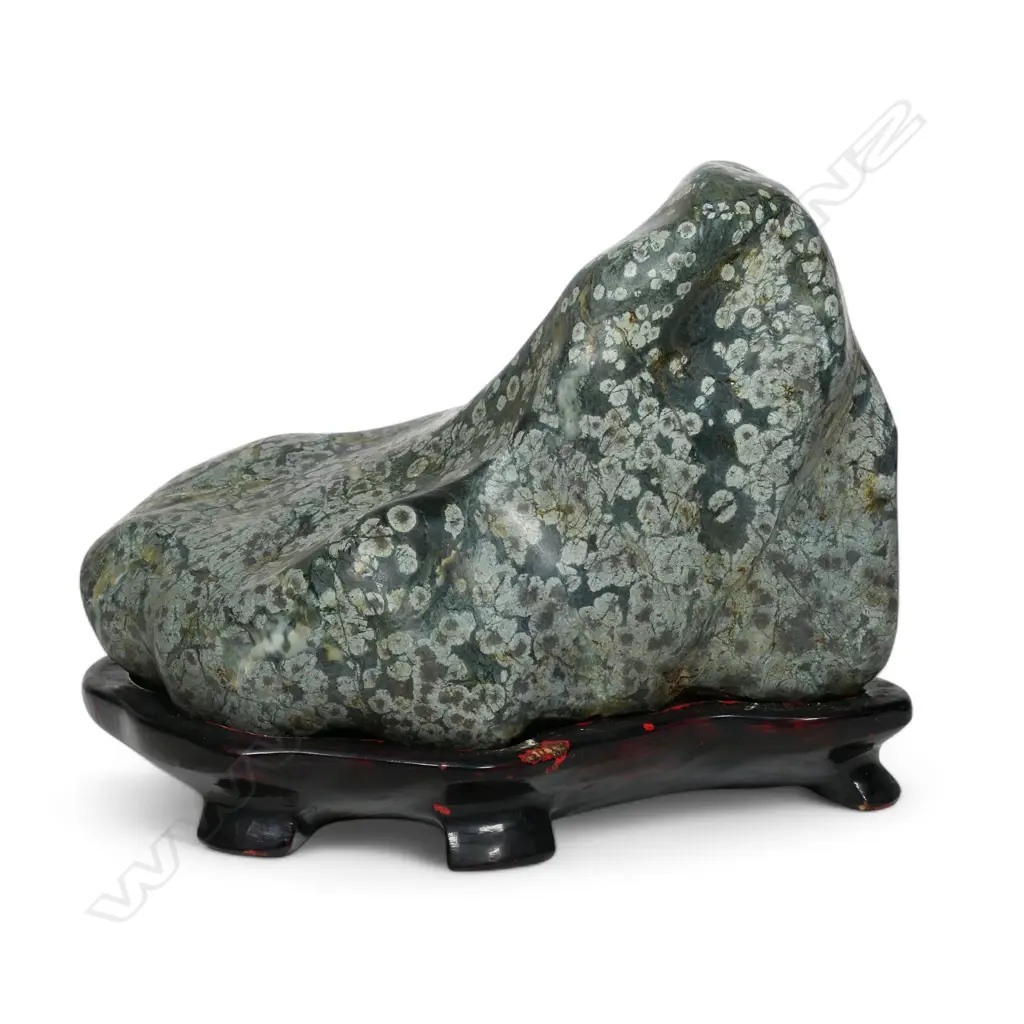 Vintage Oriental plum blossom (bonseki) rock, Image 1++