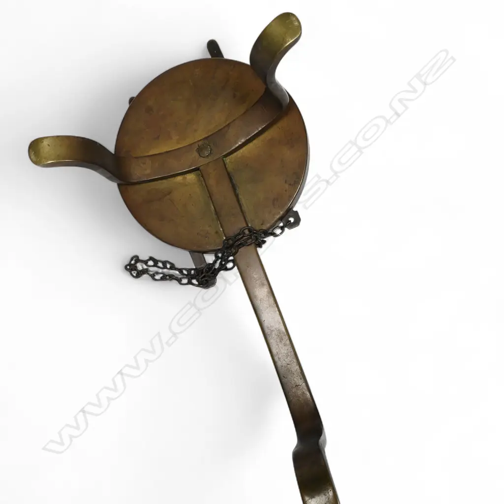 A 19thC Japanese bronze candle stand, Image 1++