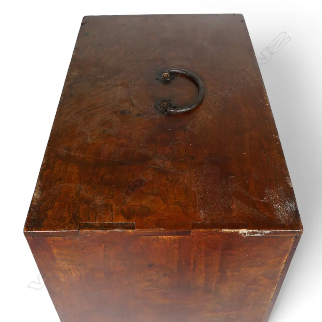 A 19thC Japanese burr wood collector's chest, Image 1++