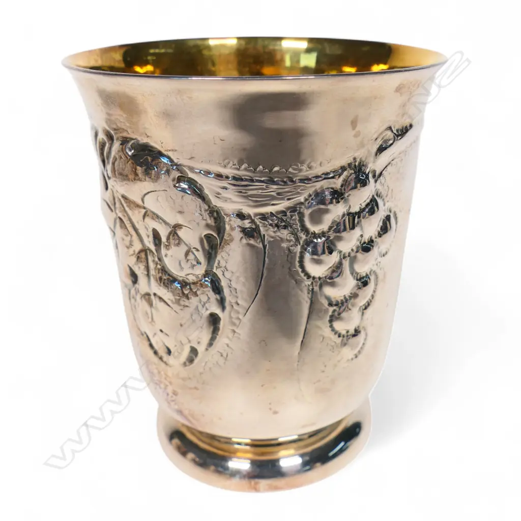 A set of twelve near matched Italian Cerfagli sterling silver wine cups, Image 1++