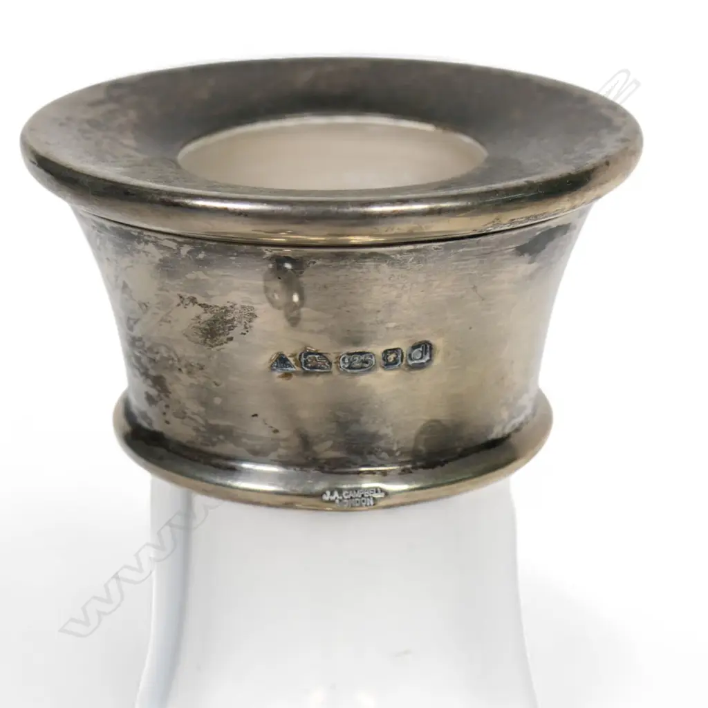 An early 21stC silver and glass decanter, Image 1++