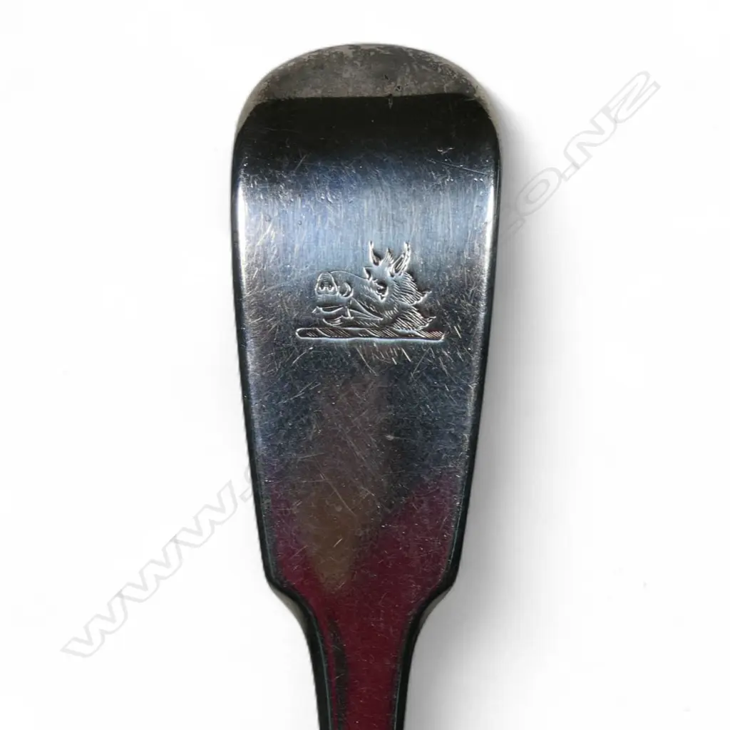 A William IV silver soup ladle, Image 1++
