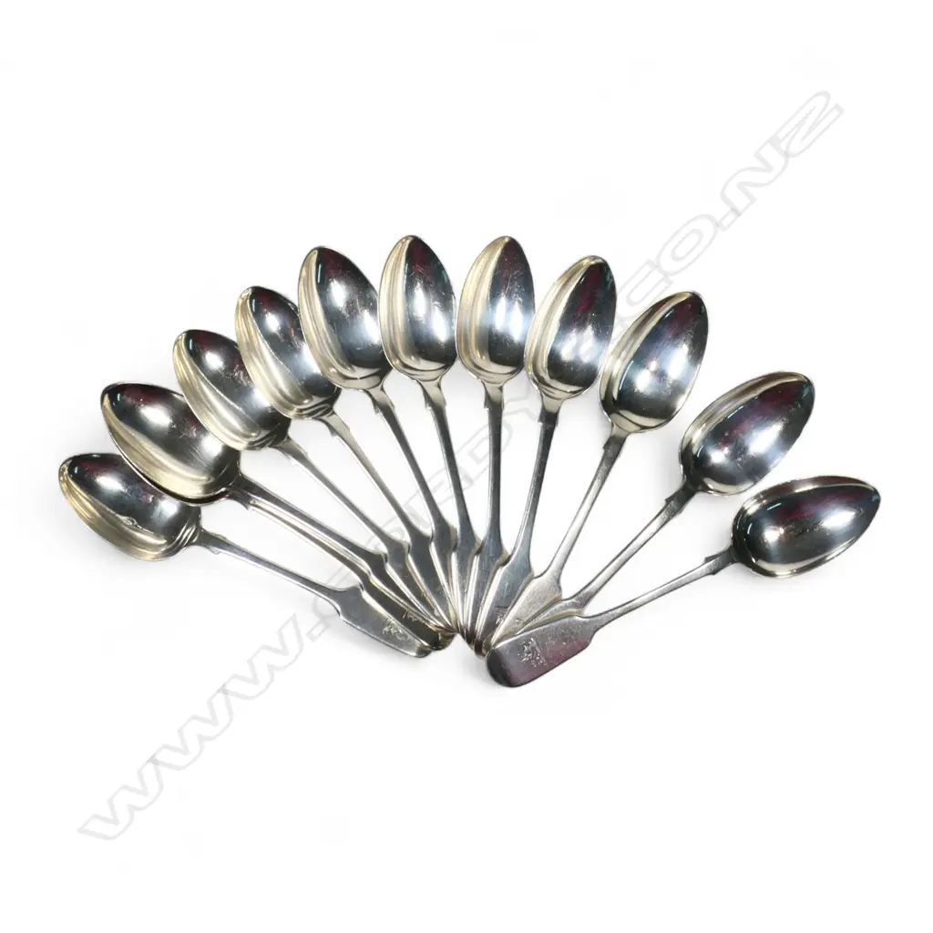Twelve William IV and Victorian silver dessert spoons, Image 1++