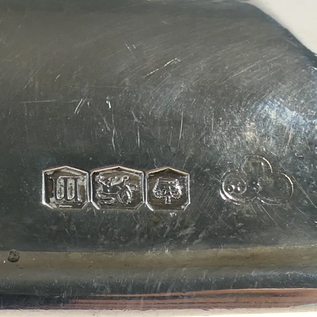 A heavy silver octagonal quaich, Image 1++