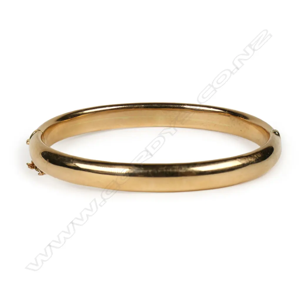 A c1900 15ct rose gold hinged bangle, Image 1++