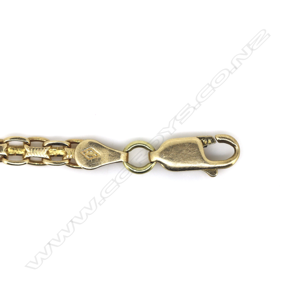 A 14ct gold and multi-coloured gemstone chain bracelet, Image 1++