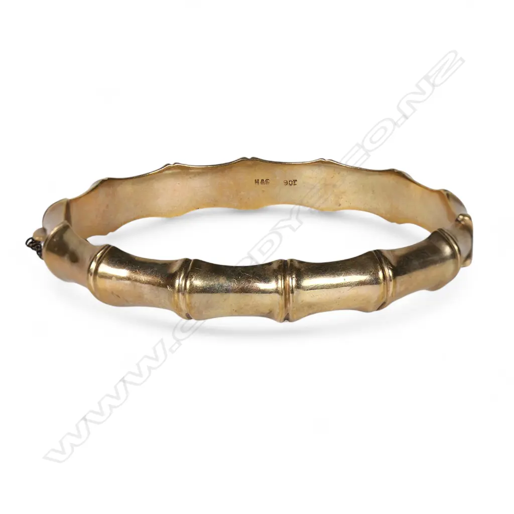 A 9ct rose gold vintage bamboo style hinged bangle, Image 1++