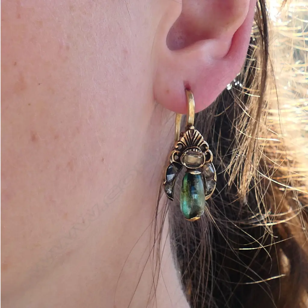 A pair of 19thC 15ct gold emerald and diamond drop earrings, Image 1++