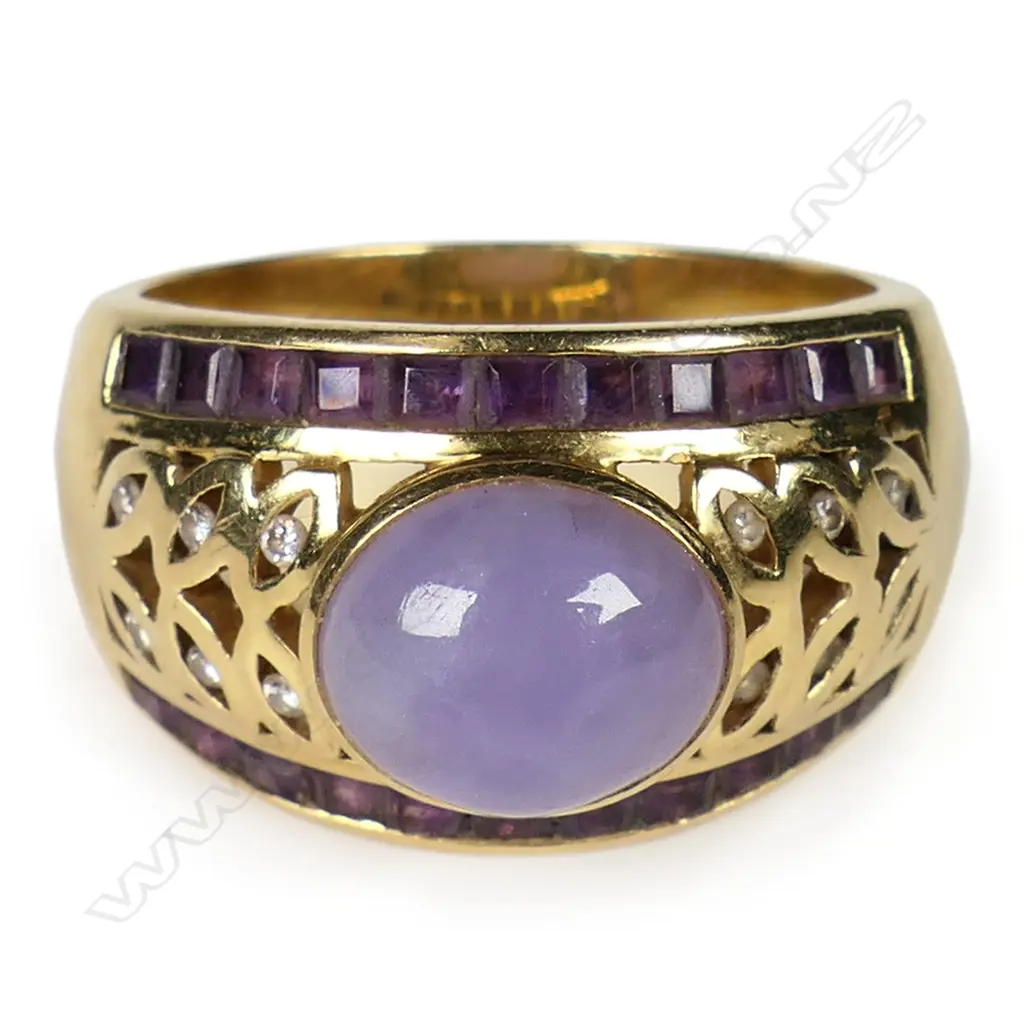 An 18ct gold jadeite amethyst and diamond ring, Image 1++
