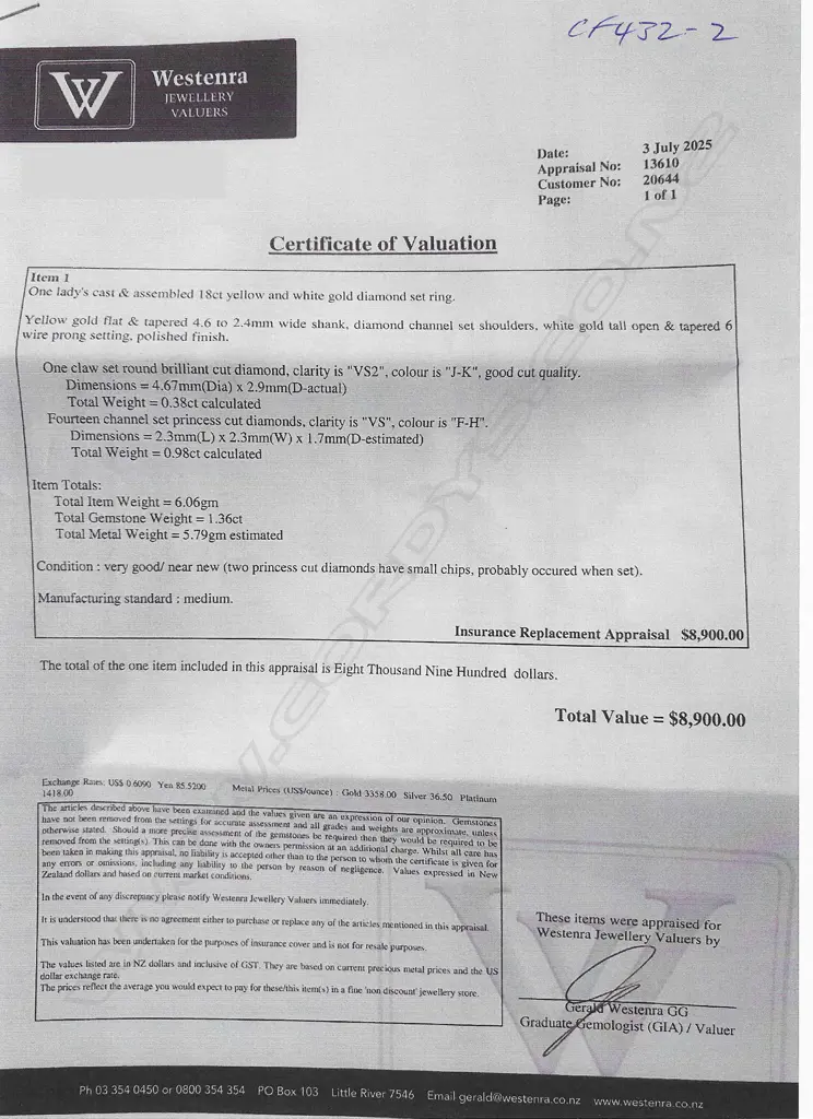 An 18ct yellow gold and white gold diamond set ring, Image 1++