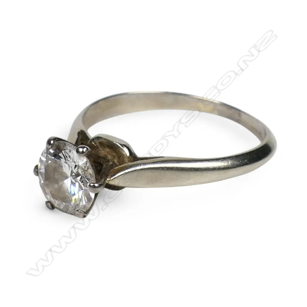 An estate 18ct white gold diamond solitaire ring, Image 1++