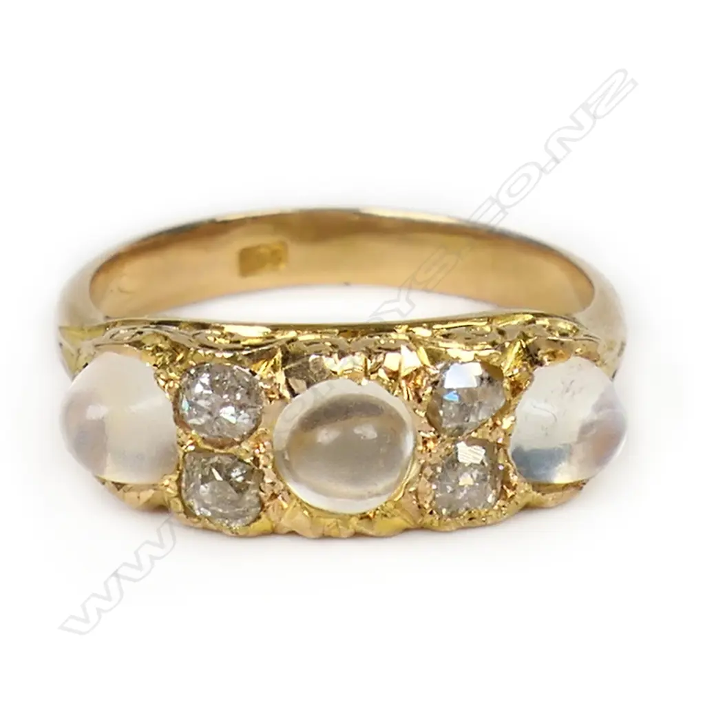 A Victorian 18ct gold moonstone and diamond ring, Image 1++