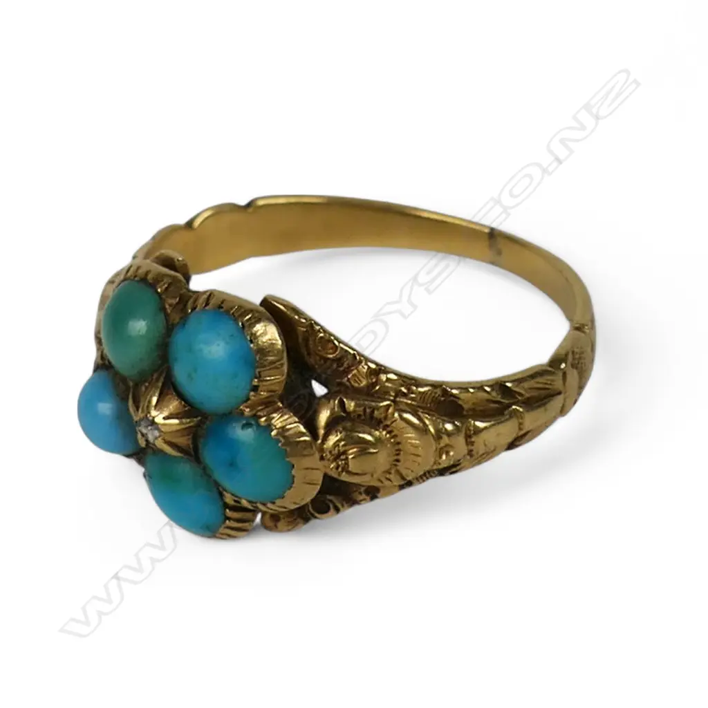 A Victorian 15ct gold and turquoise ring, Image 1++