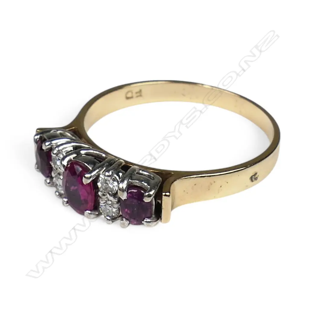 A 9ct gold ruby and diamond ring, Image 1++