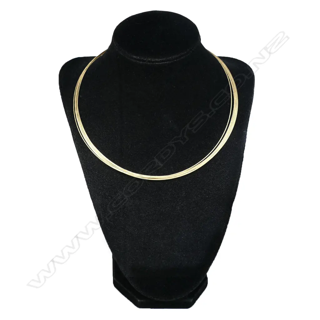A 14ct gold multi strand necklet, Image 1++