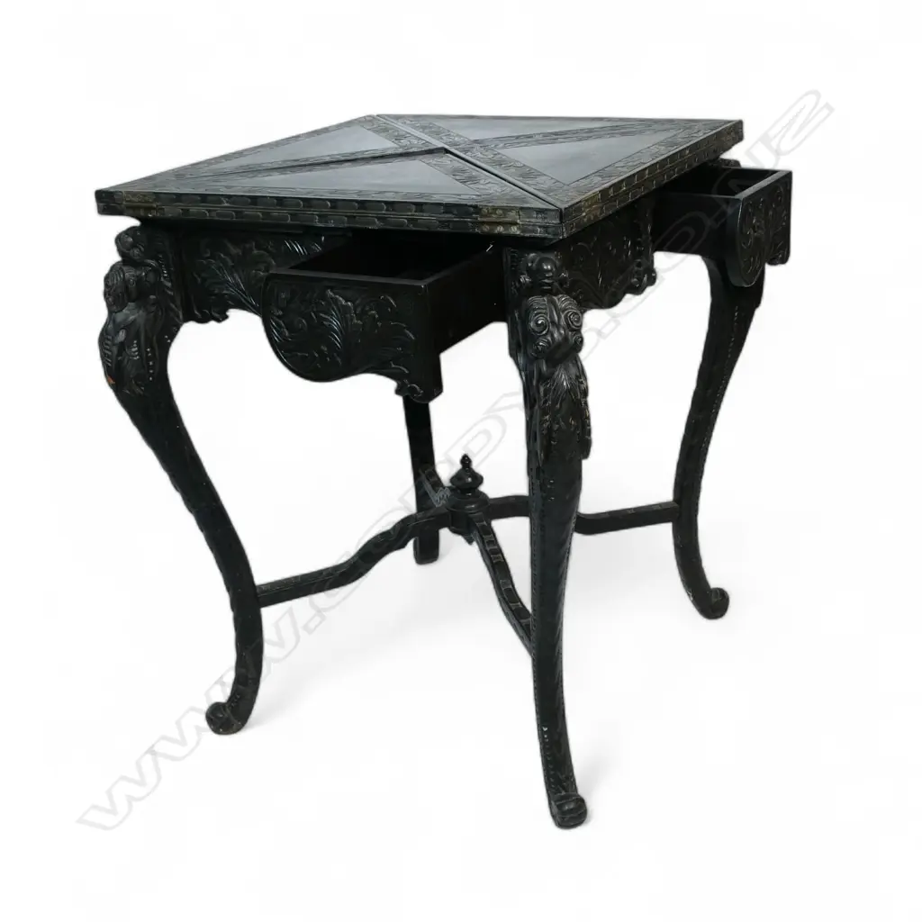 An early 20thC Anglo-Japanese envelope folding card table, Image 1++