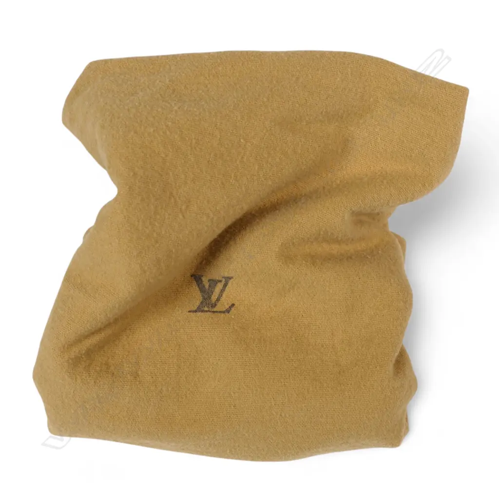 A Louis Vuitton Nocturne shoulder bag, Image 1++