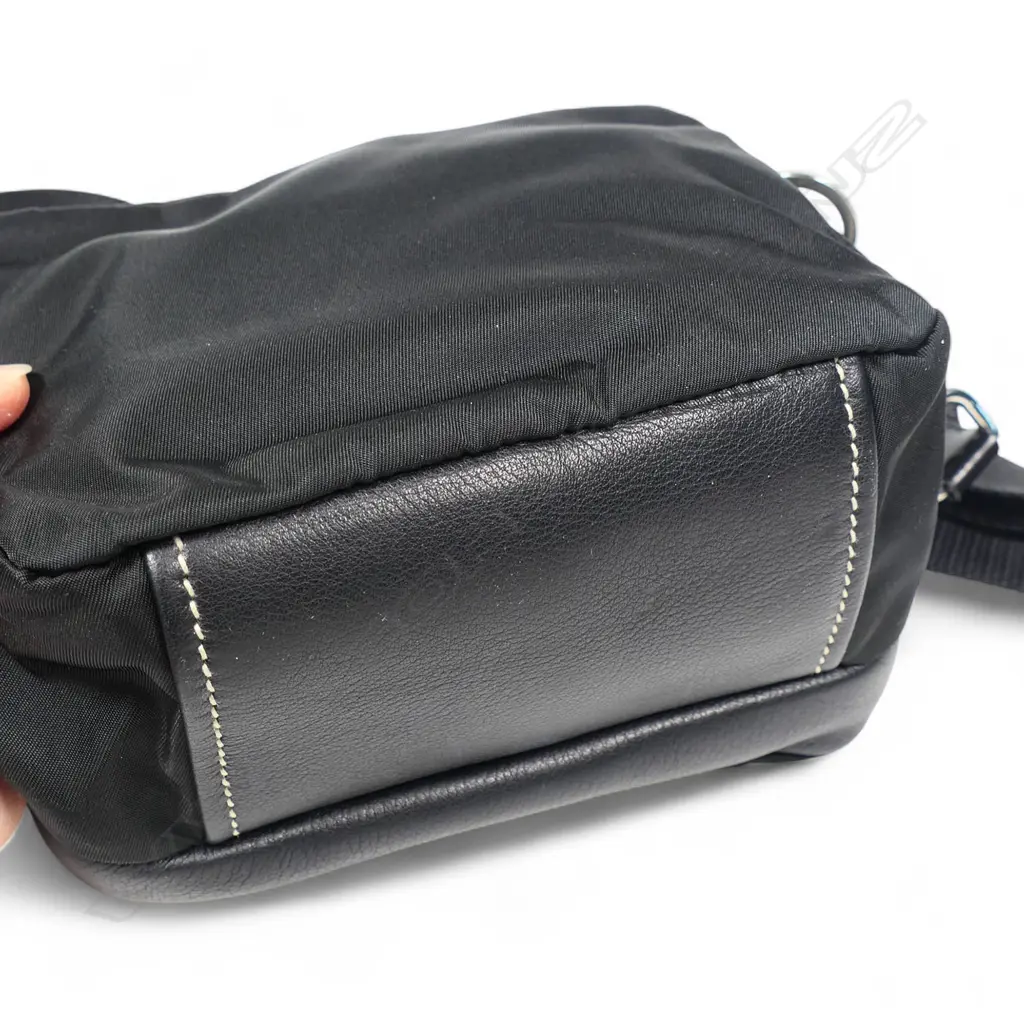 Prada black nylon Tessuto shoulder bag, Image 1++